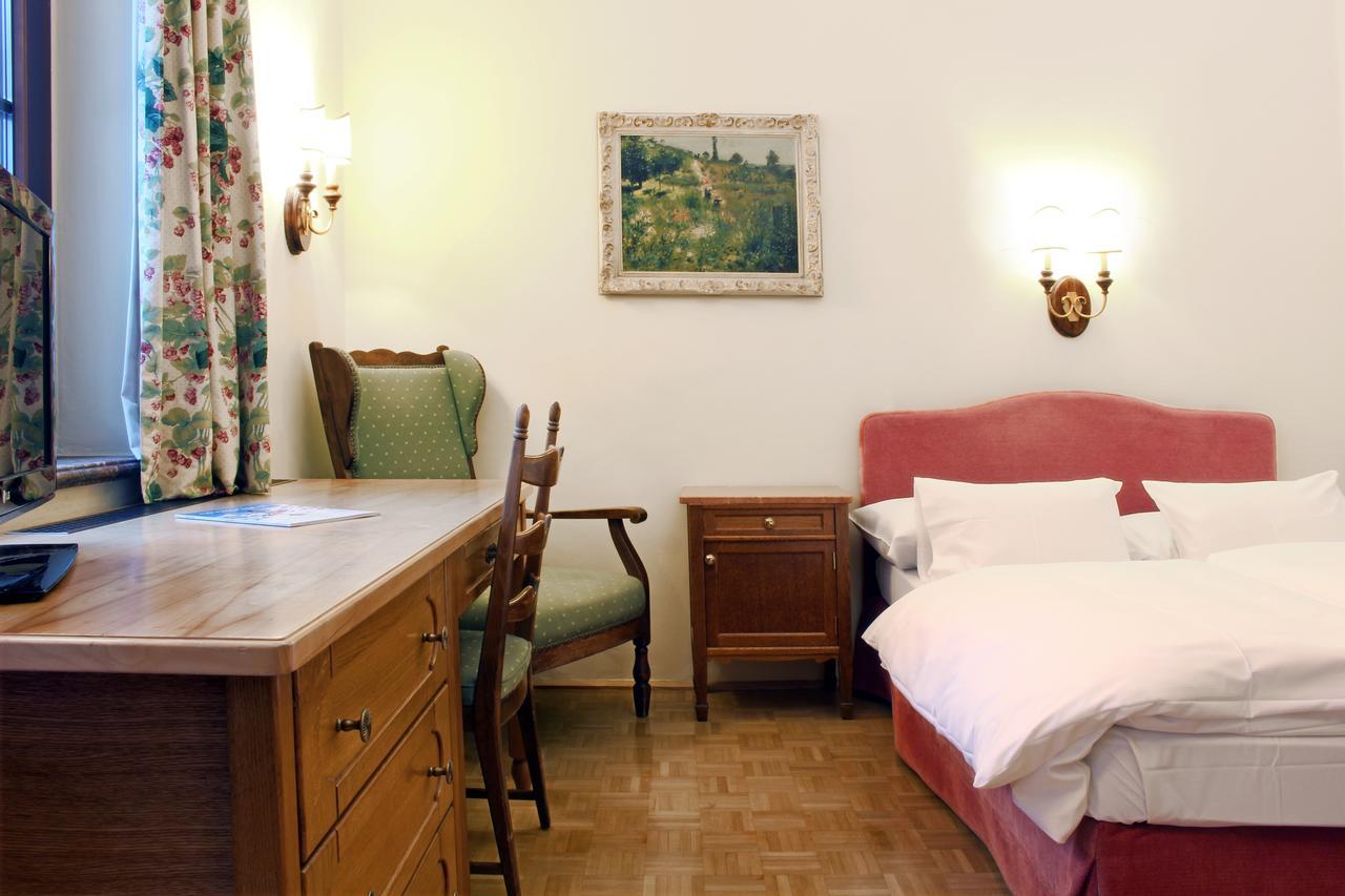 Gruener Baum Hotel Bad Gastein Kültér fotó